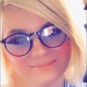 Meet your Posher, Sydney